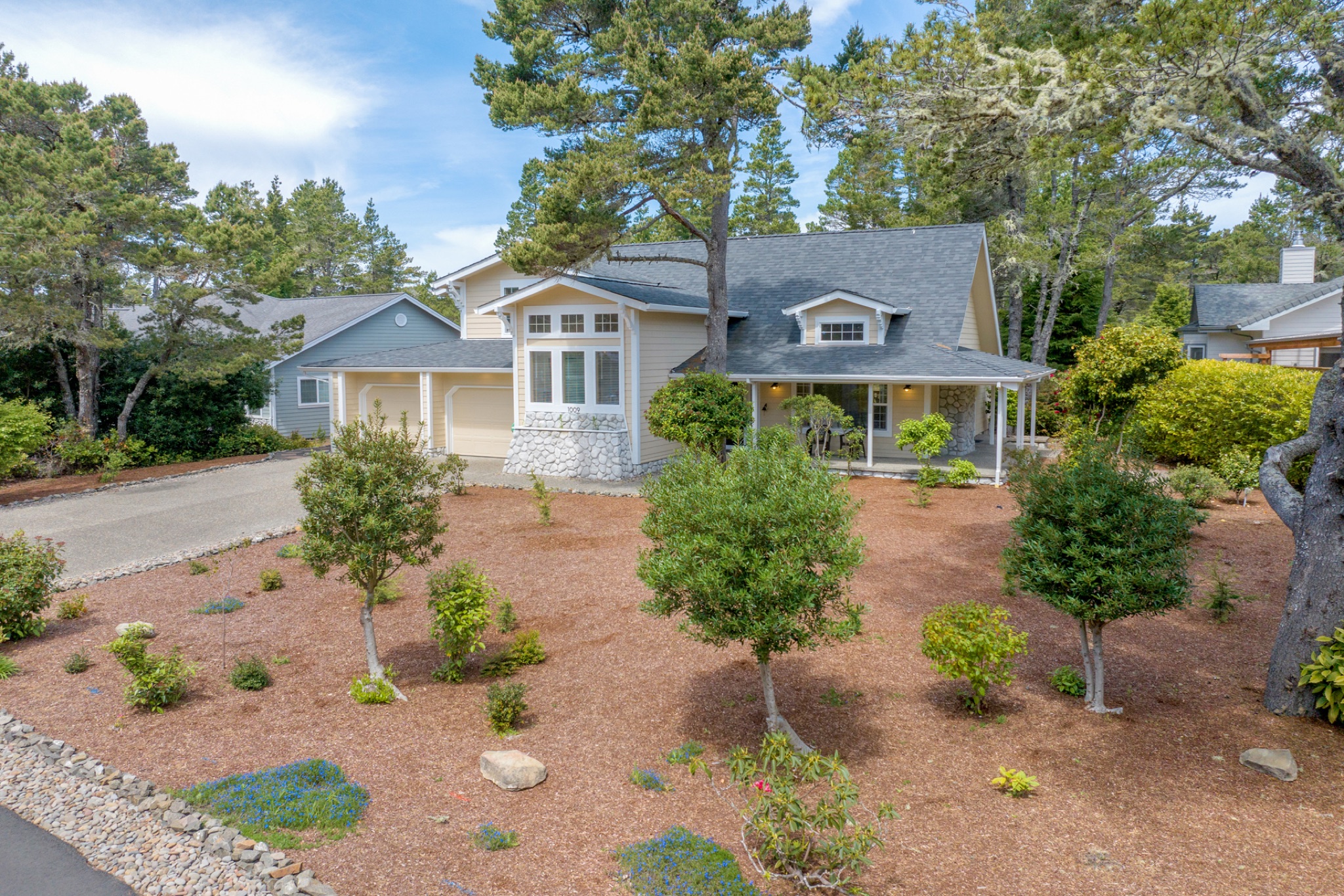 1009 Royal Saint Georges Dr, Florence, OR — photo 10 of 56