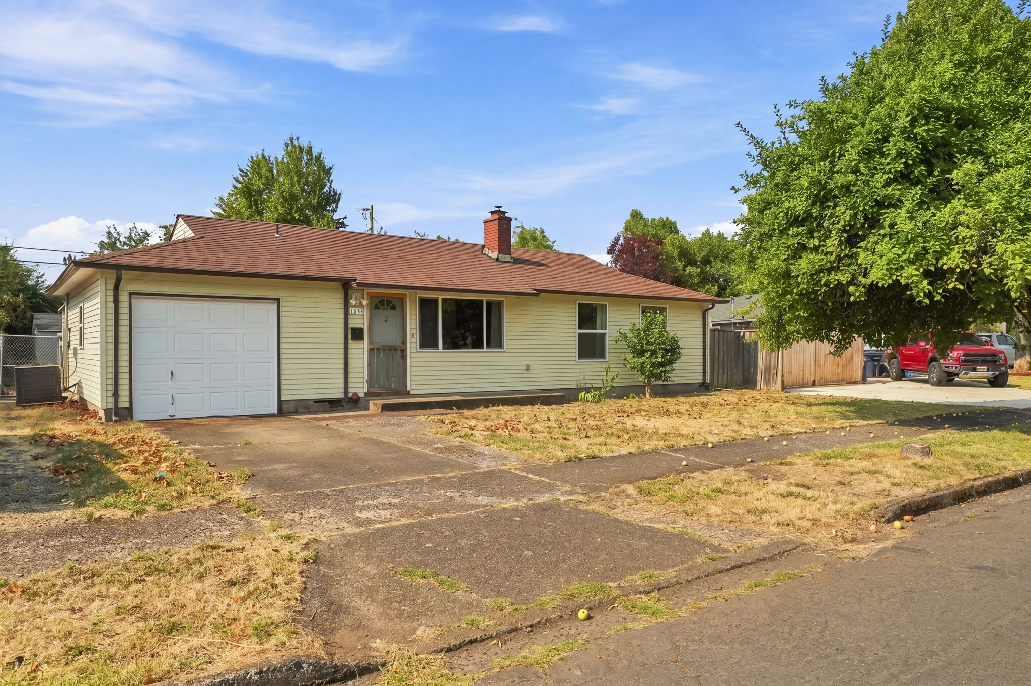 1219 Pleasant St, Springfield, OR