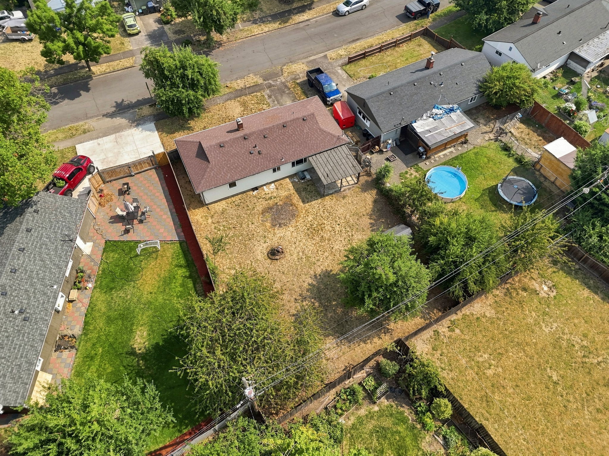 1219 Pleasant St, Springfield, OR &mdash; photo 8 of 41