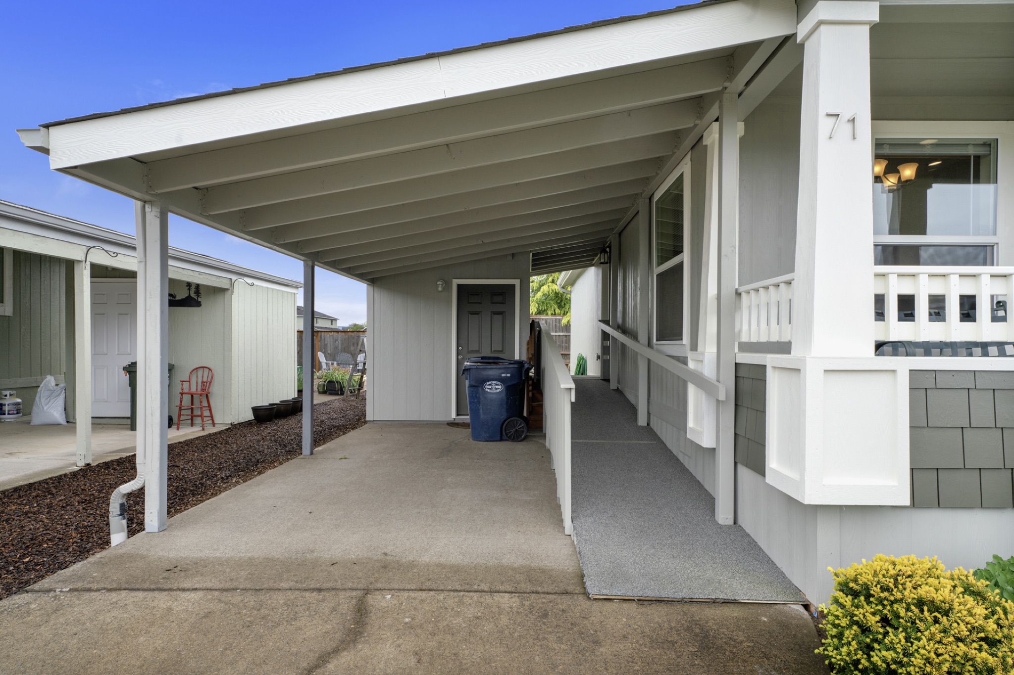 310 Pitney Ln, Space 71, Junction City, OR &mdash; photo 7 of 41