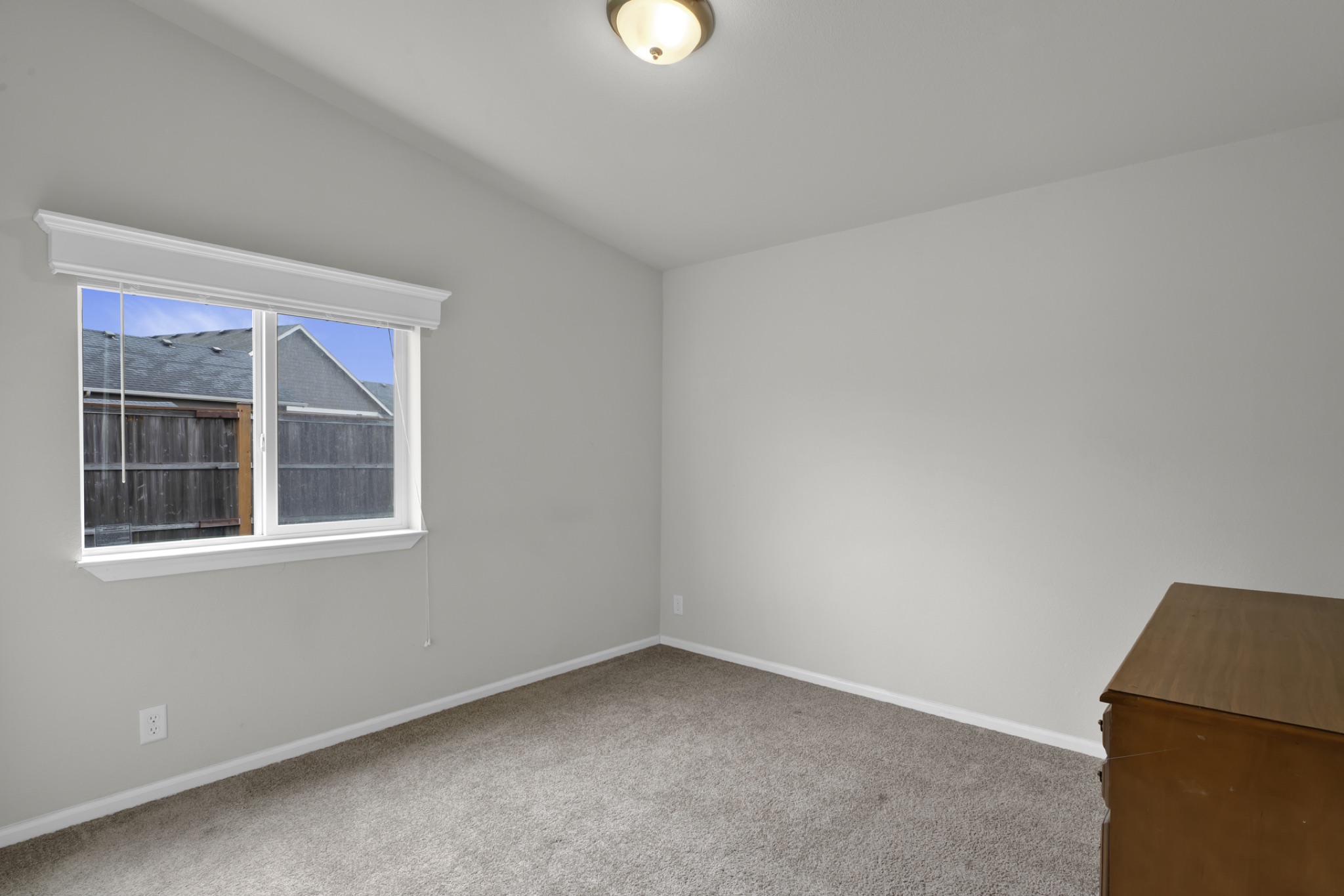 310 Pitney Ln, Space 71, Junction City, OR &mdash; photo 29 of 41