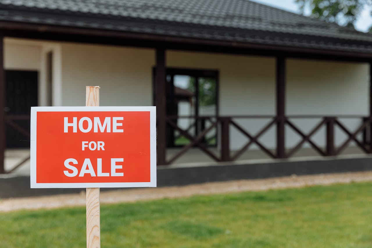 Oregon home with acreage for sale